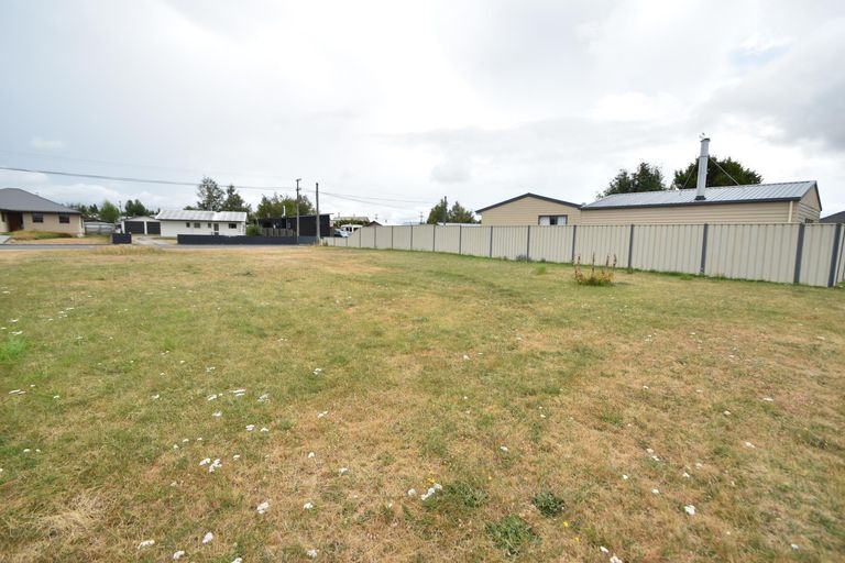 Photo of property in 19 Totara Drive, Twizel, 7901