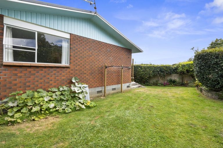 Photo of property in 2/3 Bideford Street, Brooklands, New Plymouth, 4310