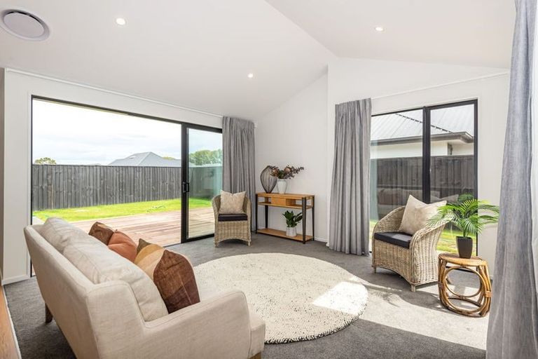 Photo of property in 20 Dray Place, Halswell, Christchurch, 8025