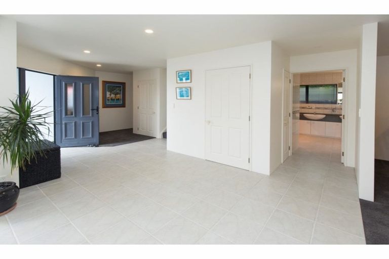 Photo of property in 62 Stanmore Bay Road, Stanmore Bay, Whangaparaoa, 0932