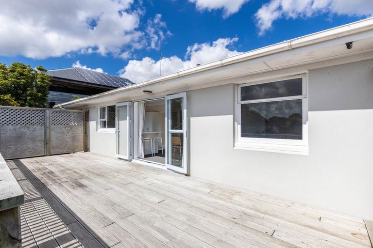 Photo of property in 56 Dorset Avenue, Westown, New Plymouth, 4310