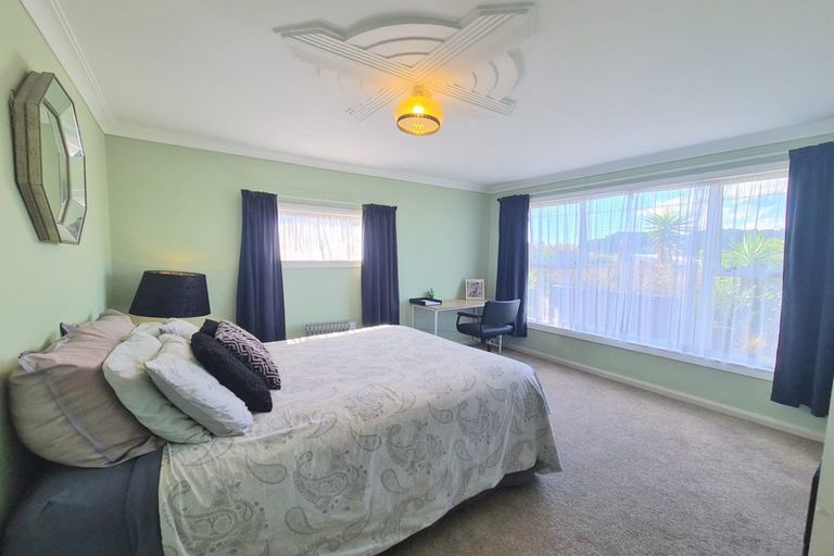 Photo of property in 36 Seabury Avenue, Foxton Beach, Foxton, 4815