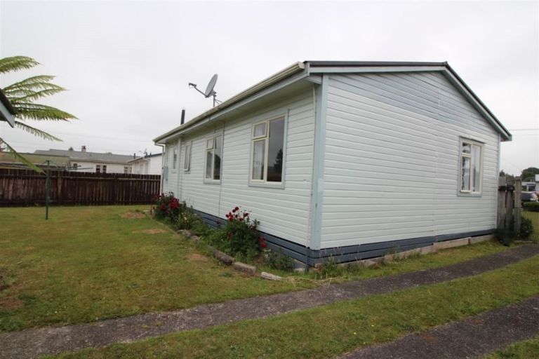Photo of property in 4 Granton Place, Tokoroa, 3420