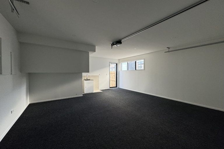 Photo of property in 20 Elegant Lane, Ranui, Auckland, 0612