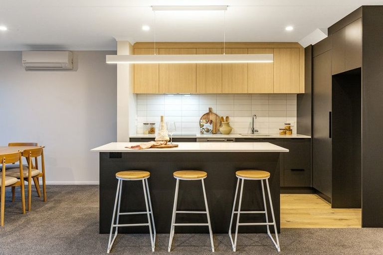 Photo of property in 32 Oakum Road, Whitby, Porirua, 5024