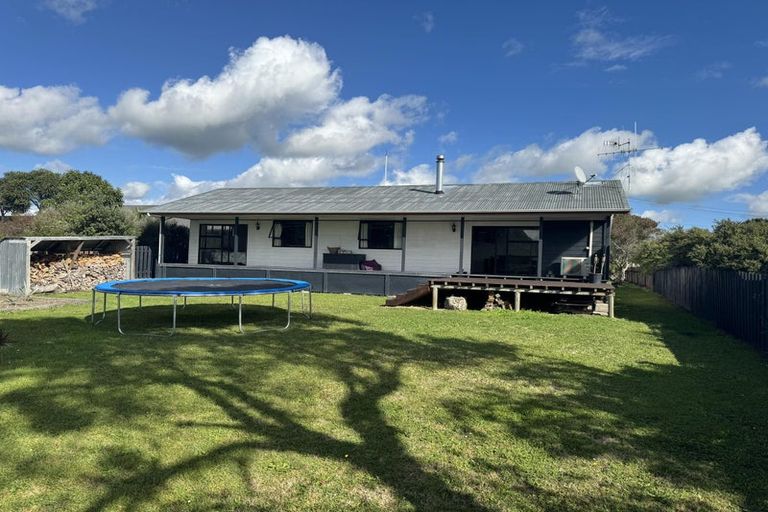 Photo of property in 13 Course Lane, Sanson, 4817