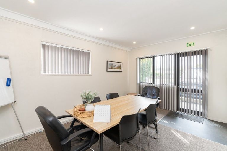 Photo of property in 13 Wallis Street, Raglan, 3225