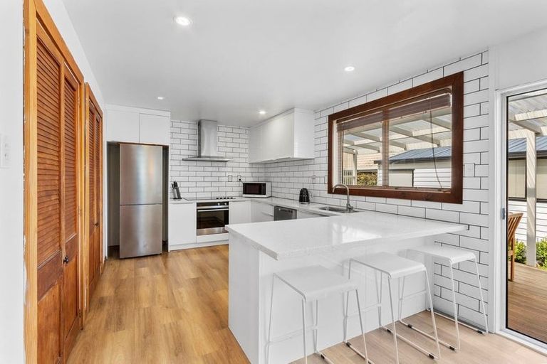 Photo of property in 22 Tower Street, Hornby, Christchurch, 8042