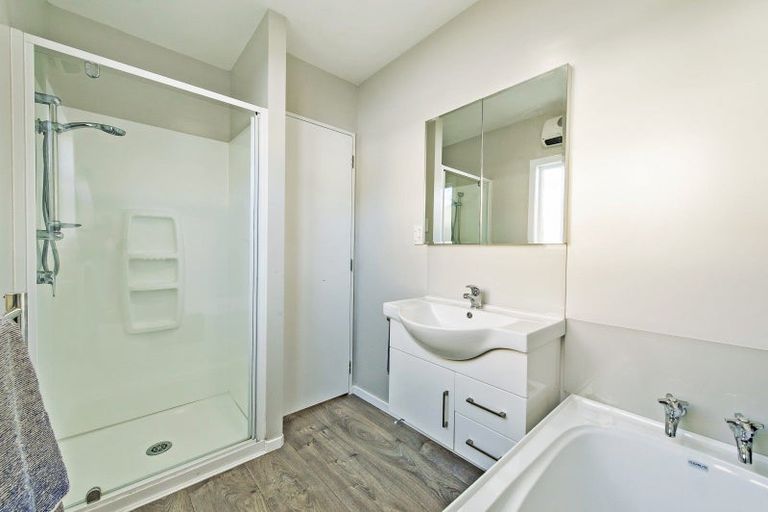 Photo of property in 25 Cross Street, Waikuku Beach, 7473