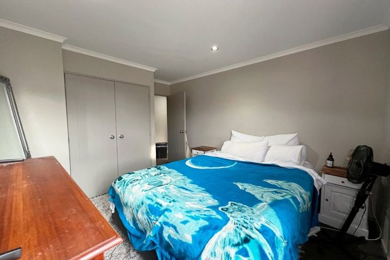 Photo of property in 3c Orams Road, Hillpark, Auckland, 2102