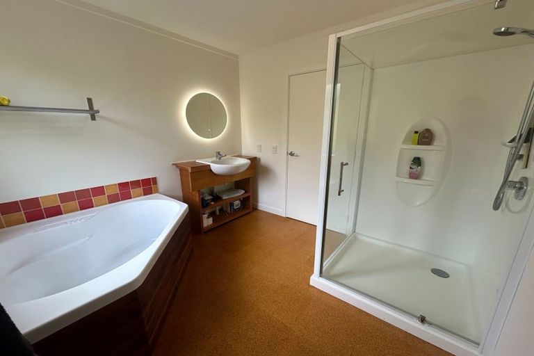 Photo of property in 42 Charles Court, Lake Hawea, Wanaka, 9382