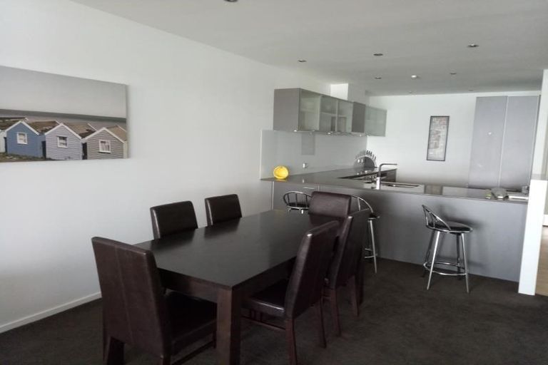 Photo of property in 407/7 Humber Street, Pandora, Napier, 4110