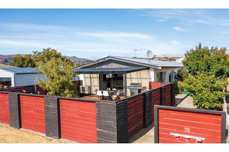 Photo of property in 1/16 Kenmare Street, Alexandra, 9320