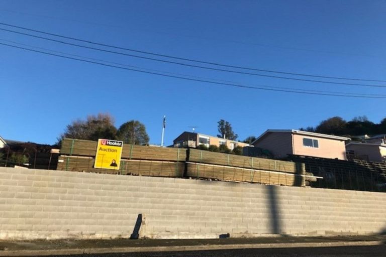 Photo of property in 21 Lindsay Road, Caversham, Dunedin, 9011