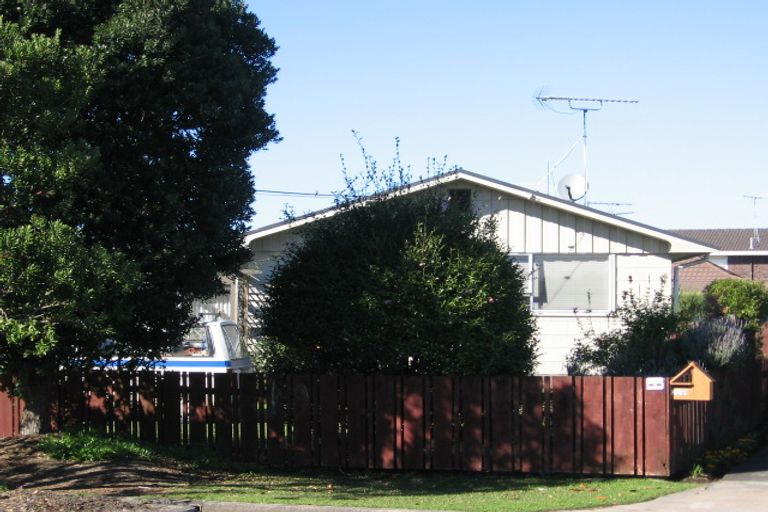 Photo of property in 22 Moenui Avenue, Orewa, 0931