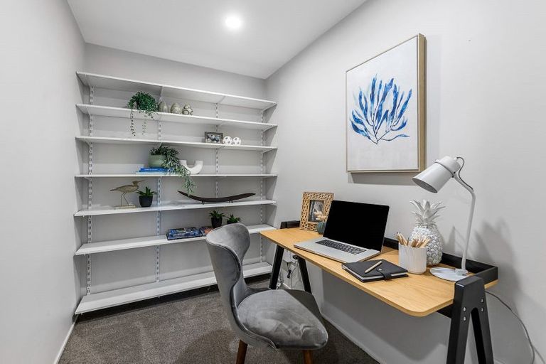 Photo of property in 2d/175 Hurstmere Road, Takapuna, Auckland, 0622