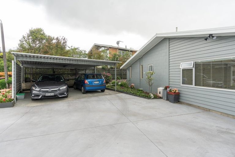 Photo of property in 18 Callard Place, Riverlea, Hamilton, 3216