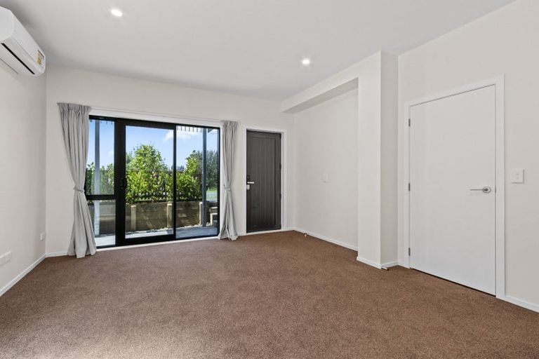Photo of property in 2/7 Dyer Street, Whitiora, Hamilton, 3200