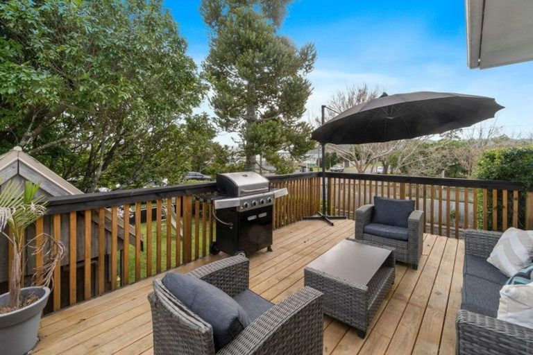 Photo of property in 19 Tapu Road, Huapai, Kumeu, 0810