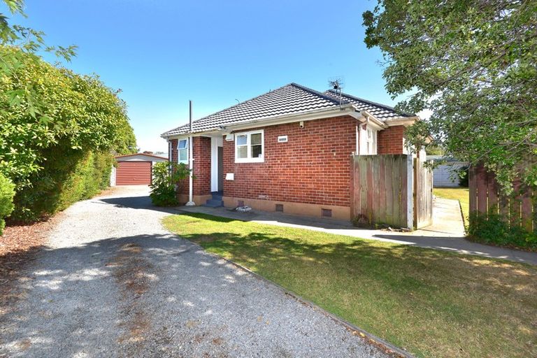 Photo of property in 30 Piko Crescent, Riccarton, Christchurch, 8041