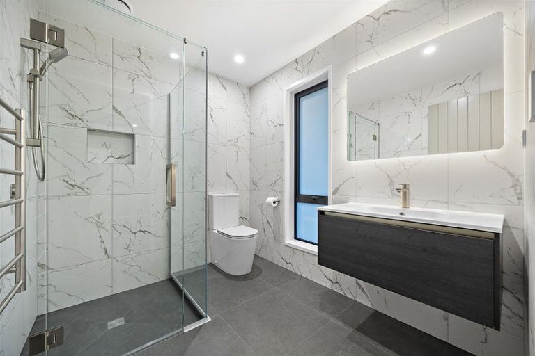 Photo of property in 62 Dysart Lane, Kumeu, 0891