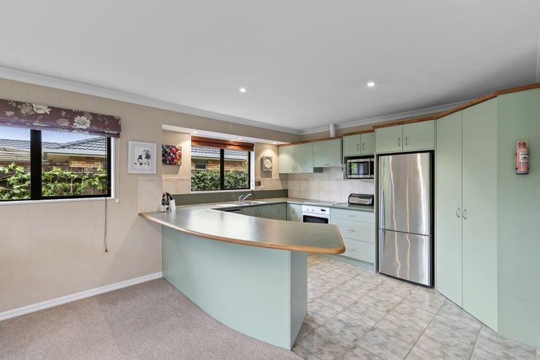 Photo of property in 5 Chesterton Drive, Leamington, Cambridge, 3432