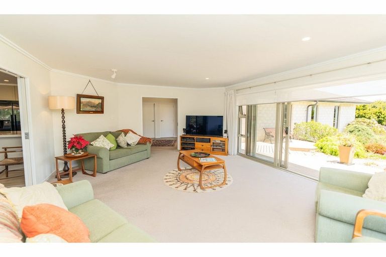 Photo of property in 20 Access Heights, Kerikeri, 0230