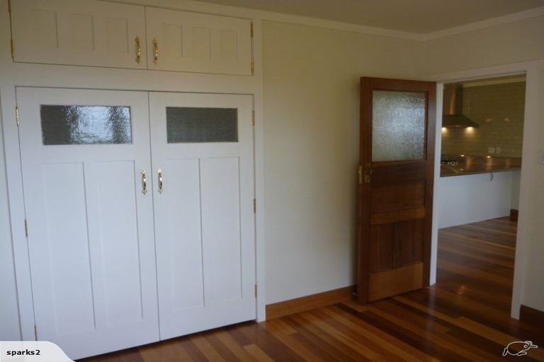 Photo of property in 8-10 Hillside Crescent South, Leigh, Auckland, 0985