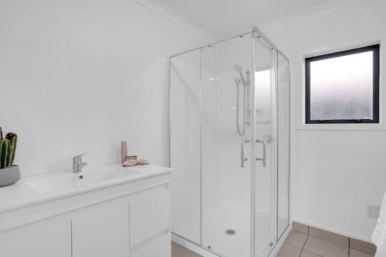 Photo of property in 8 Harvard Court, Melville, Hamilton, 3206