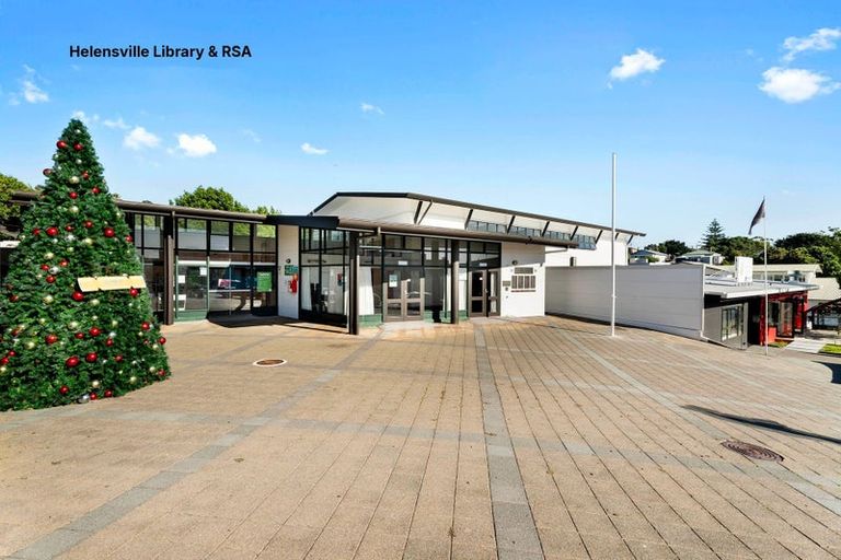 Photo of property in 129 Mcleod Road, South Head, Helensville, 0874