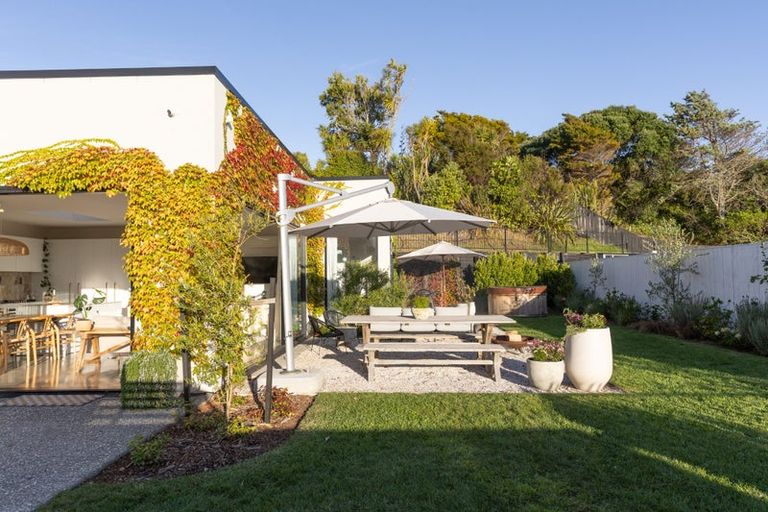 Photo of property in 6 Pine Ridge Terrace, Hauraki, Auckland, 0622