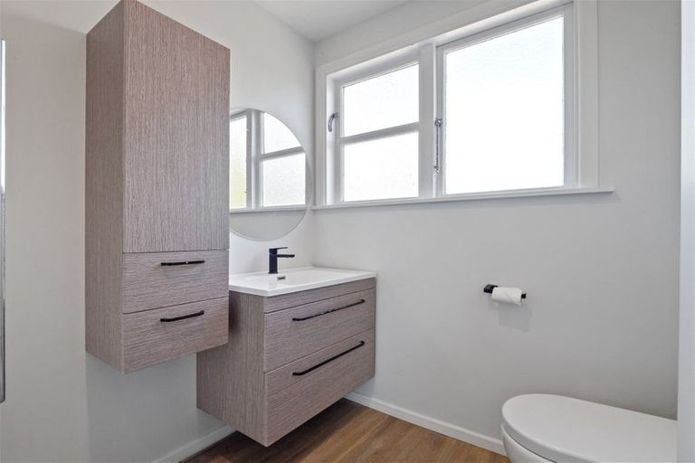 Photo of property in 2/3 Skipton Street, Mairehau, Christchurch, 8013