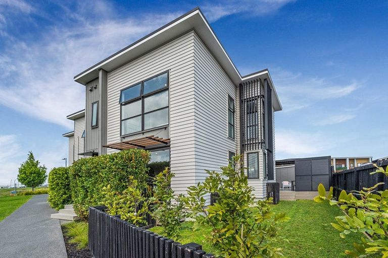 Photo of property in 37 Eyton Kay Road, Hobsonville, Auckland, 0616