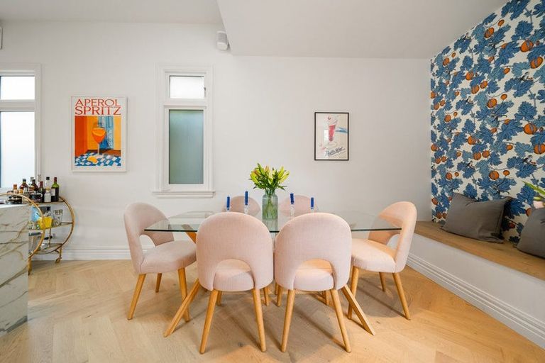 Photo of property in 2 Maida Vale Road, Roseneath, Wellington, 6011