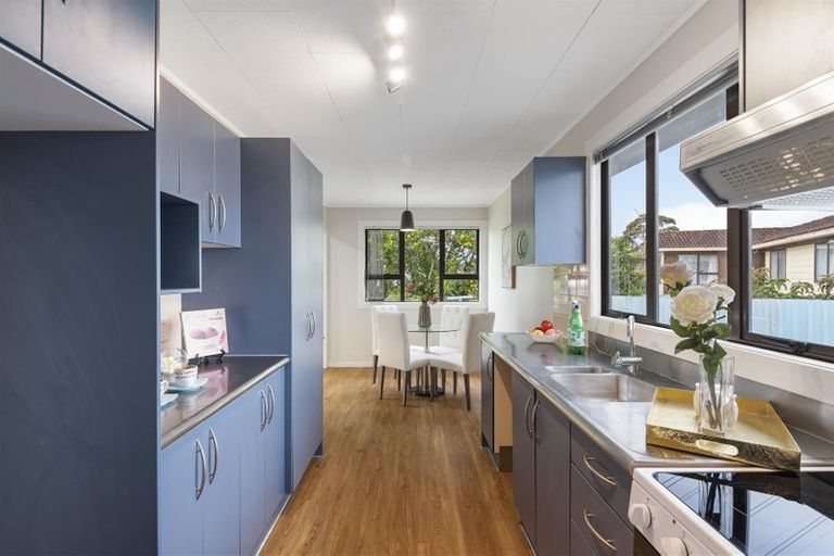 Photo of property in 3 Treviso Place, Clover Park, Auckland, 2023