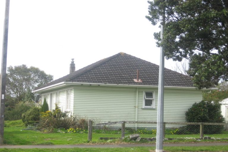 Photo of property in 11 Princess Street, Waitara, 4320
