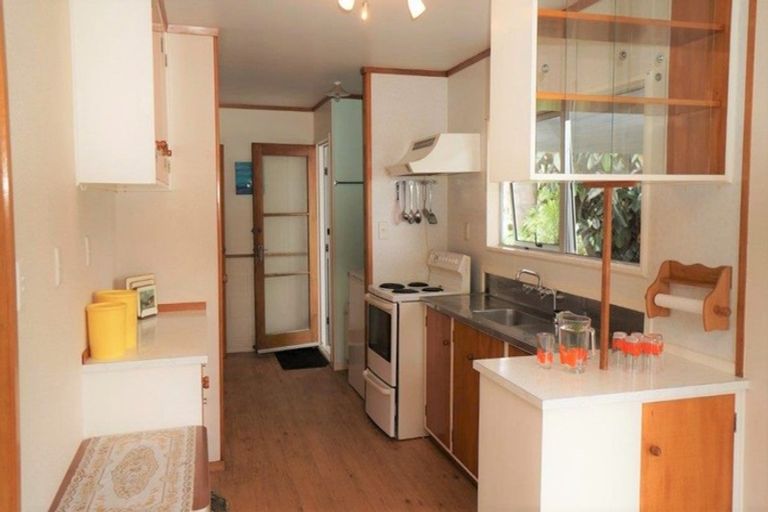 Photo of property in 12 Seaview Road, Ruakaka, 0116