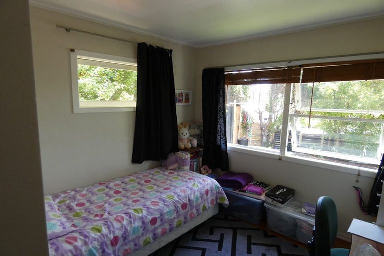 Photo of property in 39 Blease Street, New Lynn, Auckland, 0600