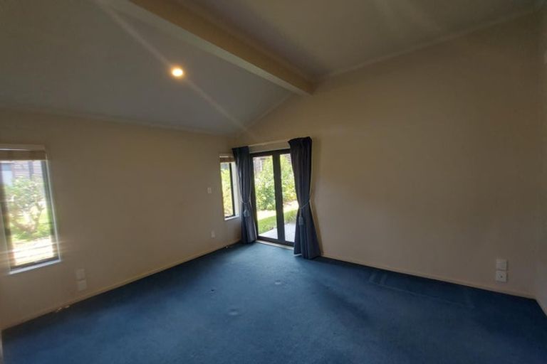 Photo of property in 68 Rame Road, Greenhithe, Auckland, 0632