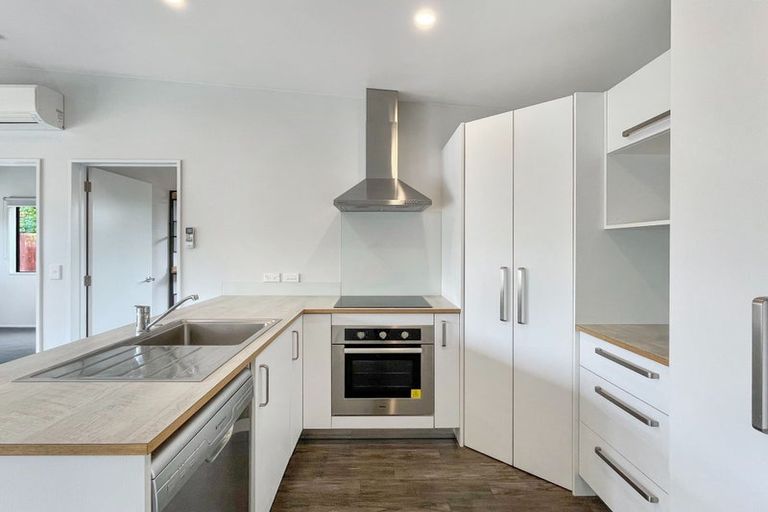 Photo of property in 17 Mclellan Place, Ilam, Christchurch, 8041