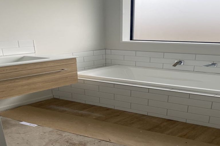 Photo of property in 8 Te Kanawa Lane, Rolleston, 7615