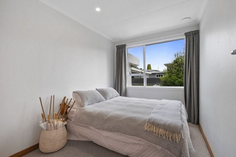 Photo of property in 63 Miro Street, Takaro, Palmerston North, 4410