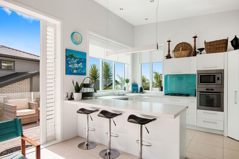 Photo of property in 46 Mayor View Terrace, Waihi Beach, 3611