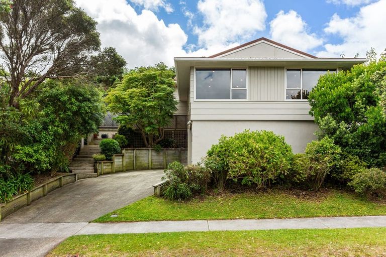 Photo of property in 9 Ayton Drive, Whitby, Porirua, 5024