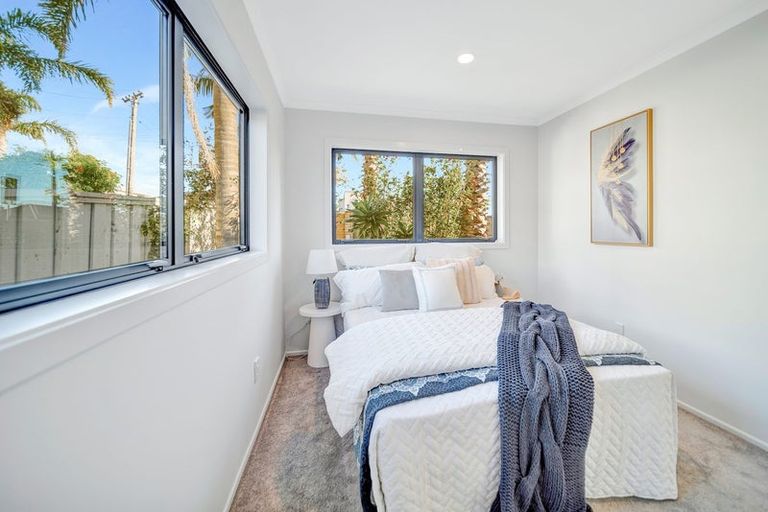 Photo of property in 41 Aberdeen Road, Castor Bay, Auckland, 0620