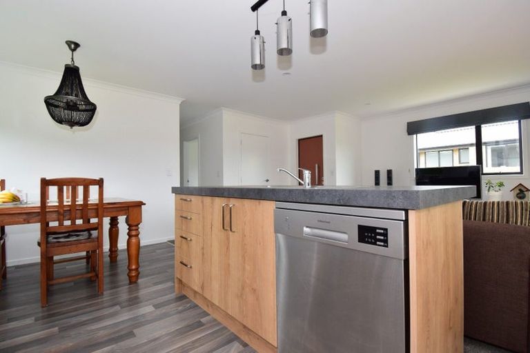 Photo of property in 5 Mallard Drive, Waihola, Outram, 9073