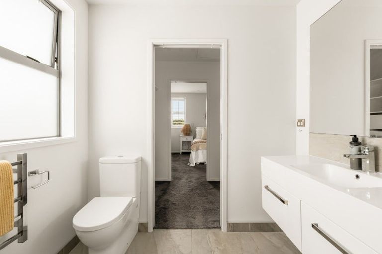 Photo of property in 1330b Papamoa Beach Road, Papamoa Beach, Papamoa, 3118