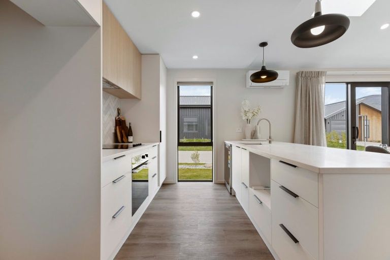 Photo of property in 27 Bragato Way, Cromwell, 9310