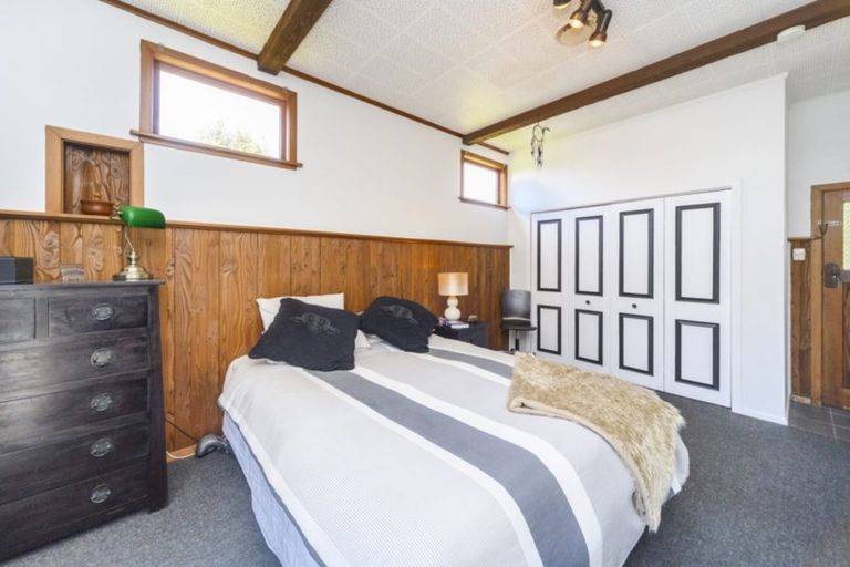 Photo of property in 138 Ruamahanga Crescent, Terrace End, Palmerston North, 4410