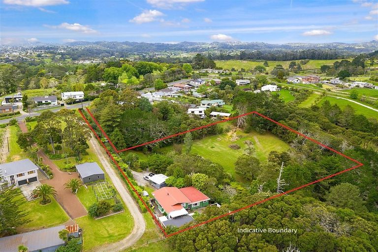 Photo of property in 113 Forest Hill Road, Henderson, Auckland, 0612
